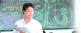 山村教师患尿毒症仍坚守岗位9年 省钱给学生花